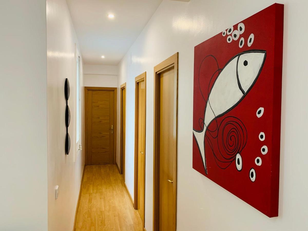 Super Balmes Guest House Barcelona Luaran gambar