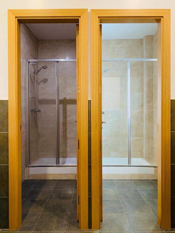 Super Balmes Guest House Barcelona Luaran gambar