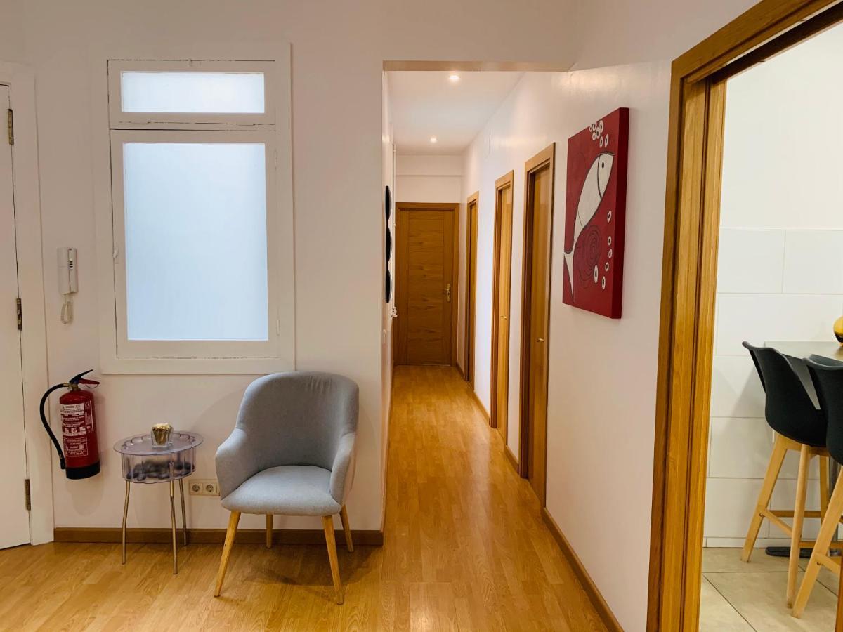 Super Balmes Guest House Barcelona Luaran gambar