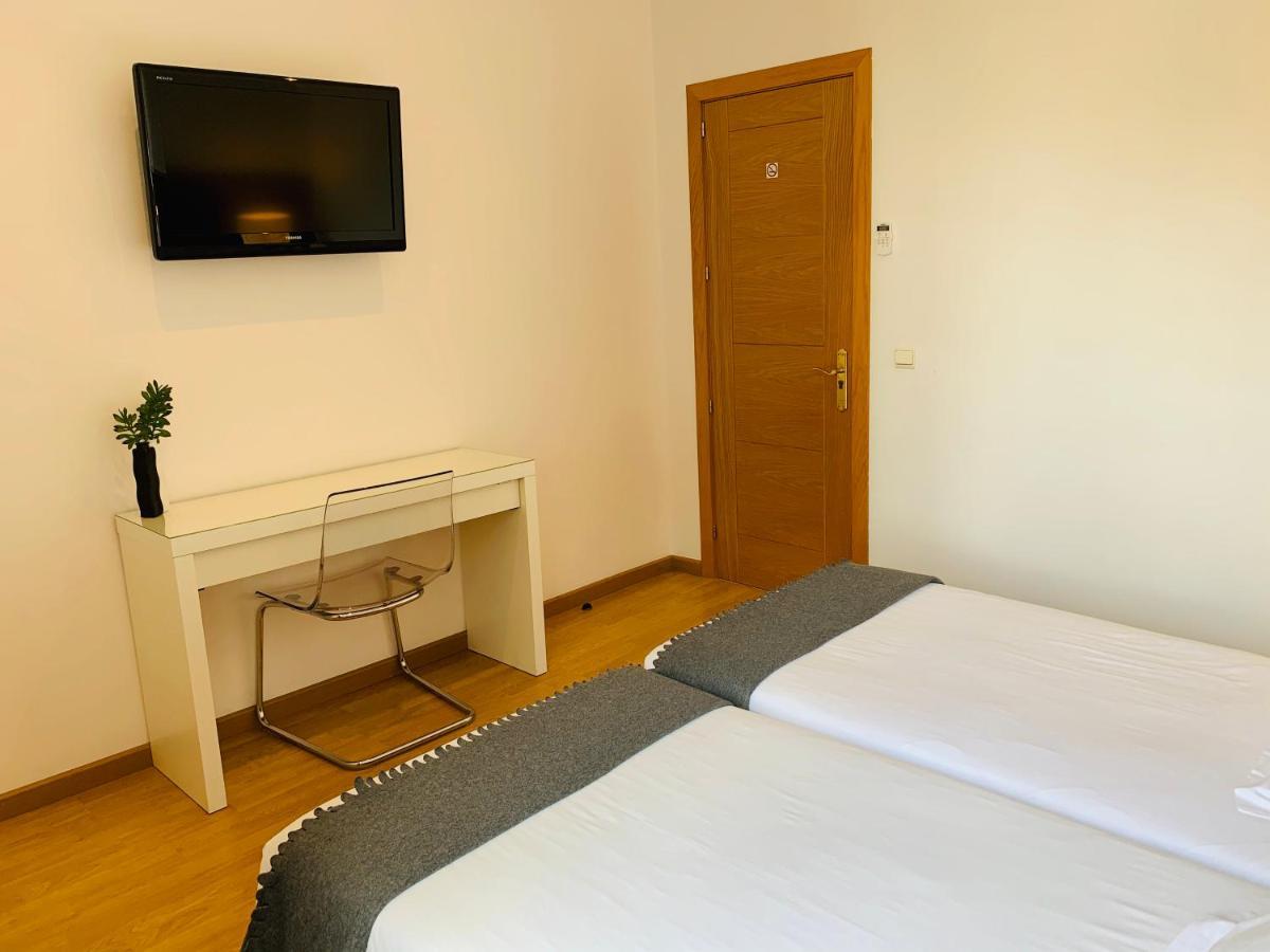 Super Balmes Guest House Barcelona Luaran gambar